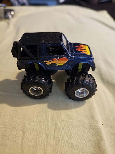 Maisto suzuki samurai - suzuki, sj
