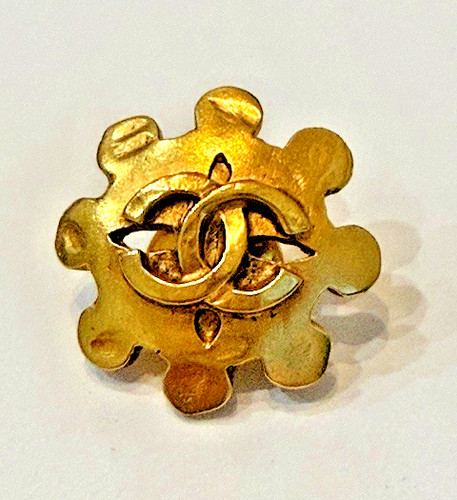 Spilla chanel tono - tono, oro