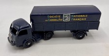Camion Panhard semi-remorque