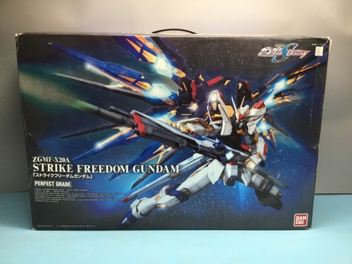 Kit modello bandai strike - modello, pg