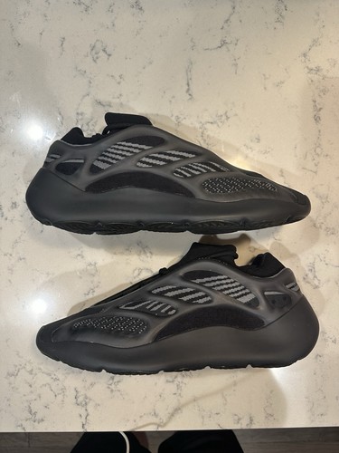 Taglia adidas yeezy 700 - 12,