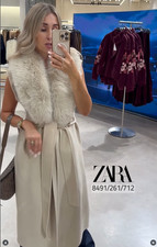 ZARA NUOVA CON ETICHETTE 2025. GILET GILET IN LANA ECRU CON COLLETTO IN PELLICCIA SINTETICA. 8491/261/712