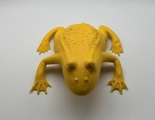 Scultura Cracking Art Rana Gialla