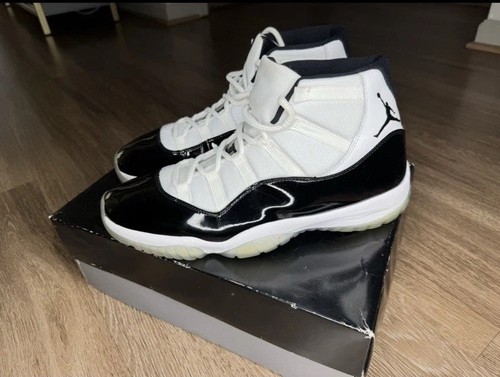Nike air jordan retro - air,