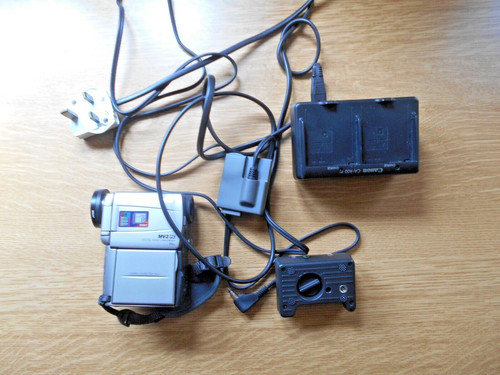 Videocamera canon mv3 - videocamera, mv3,