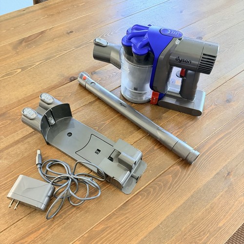 Dyson dc35 vacuum cleaner - dyson,