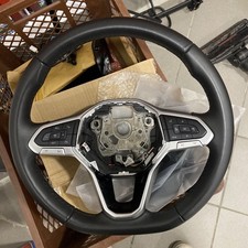 Volante Volkswagen Golf 8