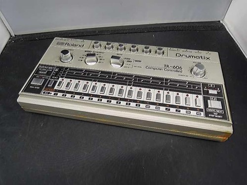 Roland rhythm machine - roland,