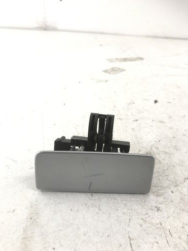 Maniglia cassetto portaoggetti - cassetto,