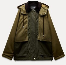 PARKA CON CAPPUCCIO ZARA VERDE