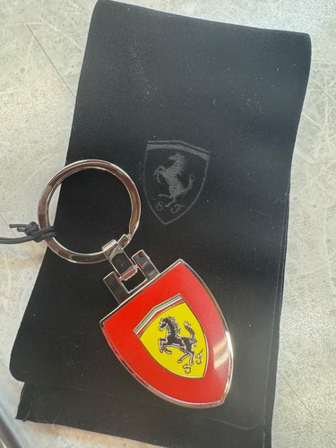 Portachiavi ferrari scuderia - portachiavi,