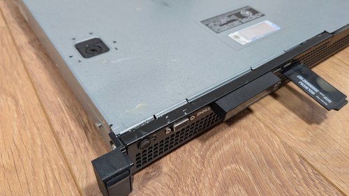 Dell poweredge r210 2 - dell,