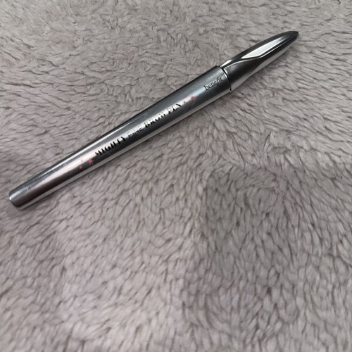 Benefit cosmetics mighty - mighty, fine