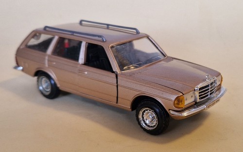 Conrad mercedes benz - benz, w