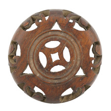 Antico coperchio cinese in