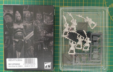 Warhammer Old world  : 6 hommes d'armes / men at arms with halberd - Bretonnia