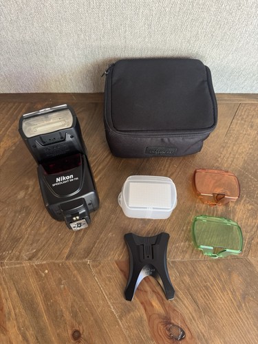 Nikon speedlight 700 flash - nikon,