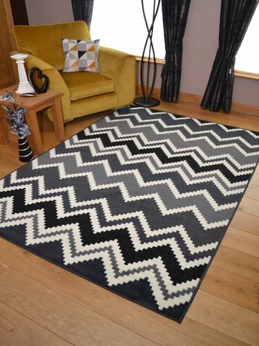 Tappeto zig zag nero grigio