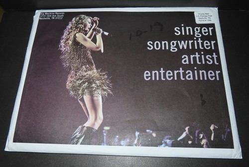 Taylor swift speak now tour - speak,
