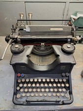 MACCHINA DA SCRIVERE D'EPOCA -