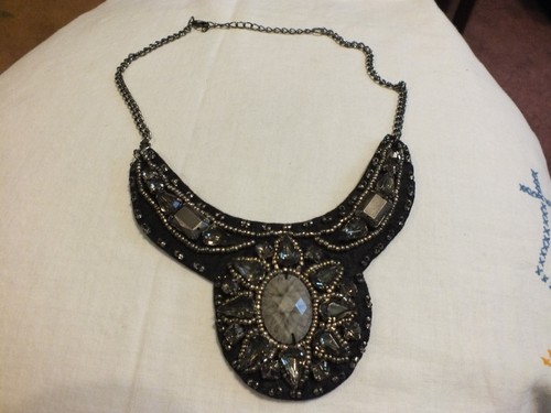 Bellissima collana fatta - , in