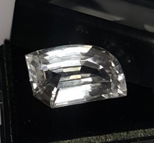 Zaffiro bianco naturale 12,82