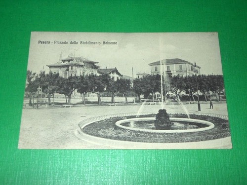 Cartolina pesaro piazzale - pesaro,