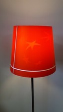 Lampada da terra design SLAMP arancione/rosso con stelle, stelo cromato