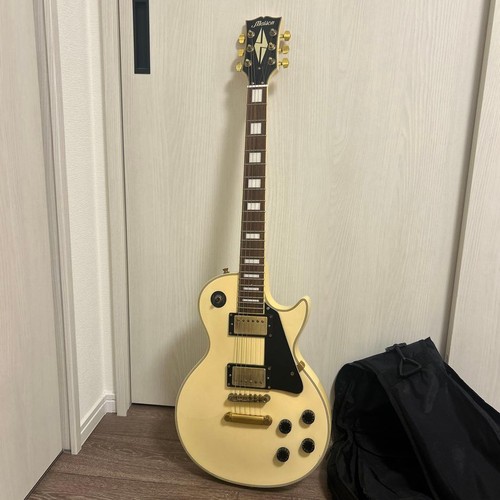 Chitarra elettrica tipo - , maison