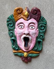 Maschera da muro in terracotta - Jolly - Scultura unica fatta a mano