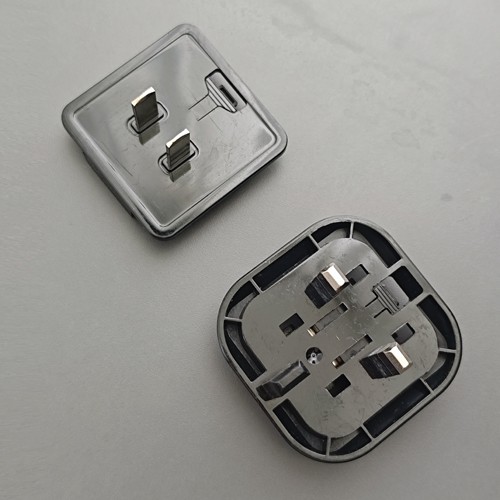 Adaptateur prise secteur - prise, pour