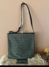 Autentica borsa messenger Fendi Zucchino Sling Preloved