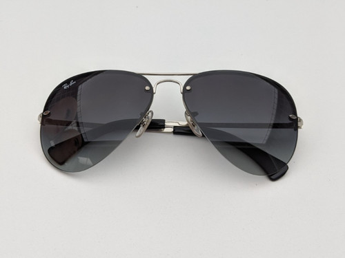Occhiali da sole - 🕶️,