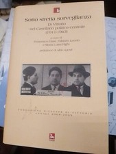 sotto stretta sorveglianza Di