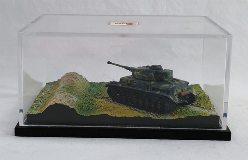 Carro armato giocattolo