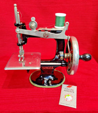 Macchina da cucire Singer Sew modello pratico 20 per bambini manovella giocattolo anni 20