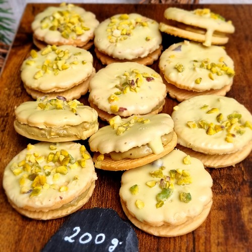 Dubai style biscotti - style,