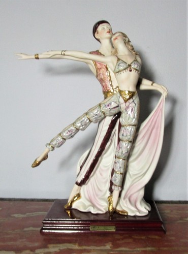 Statuina porcellana originale