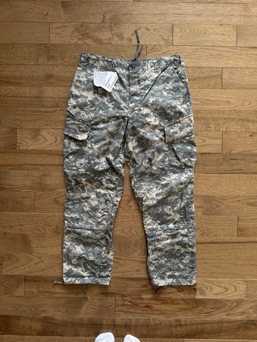Pantaloni cargo mimetici