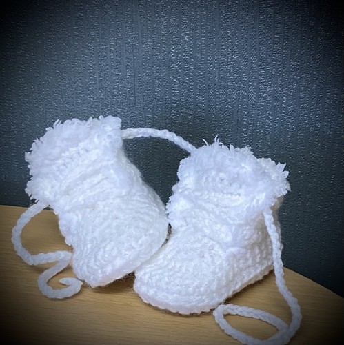 Scarpe bambino all'uncinetto