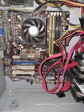 Scheda madre  Asus M3N78-VM con CPU AMD Athlon 7850 e 4GB di memoria