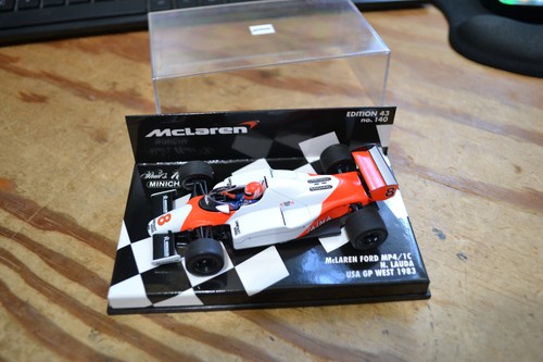 Minichamps mclaren f1 - mclaren,