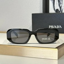 occhiali Prada