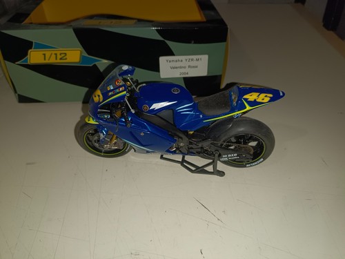 Yamaha yzr valentino rossi - yamaha,