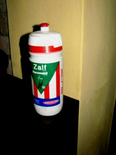 Vintage cycling water bottle - vintage,