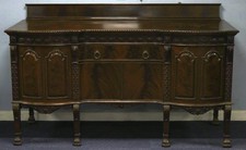 MAGNIFICA CREDENZA CHIPPENDALE