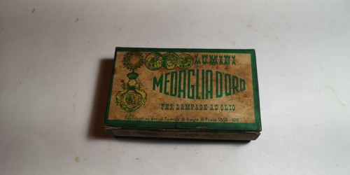Lumini lampade olio - , medaglia
