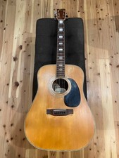 Rara chitarra acustica Tomson