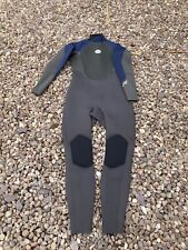 Muta intera da uomo media