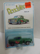 UDC Roadster Diecast Green